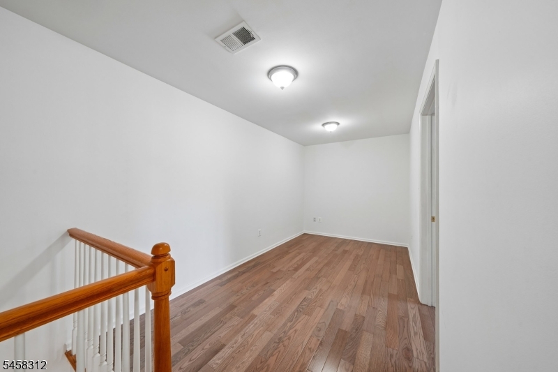 611 Binghampton Lane Livingston NJ 07039