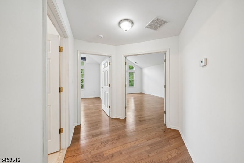 611 Binghampton Lane Livingston NJ 07039