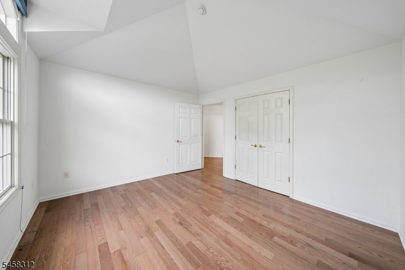 611 Binghampton Lane Livingston NJ 07039