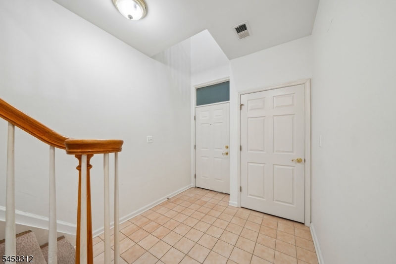 611 Binghampton Lane Livingston NJ 07039