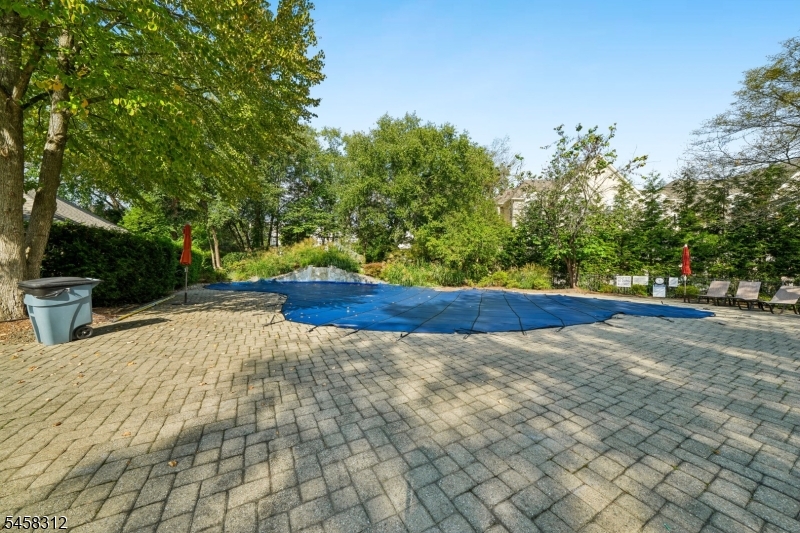 611 Binghampton Lane Livingston NJ 07039