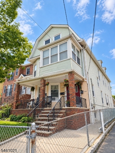 588 Monroe Avenue Elizabeth NJ 07201