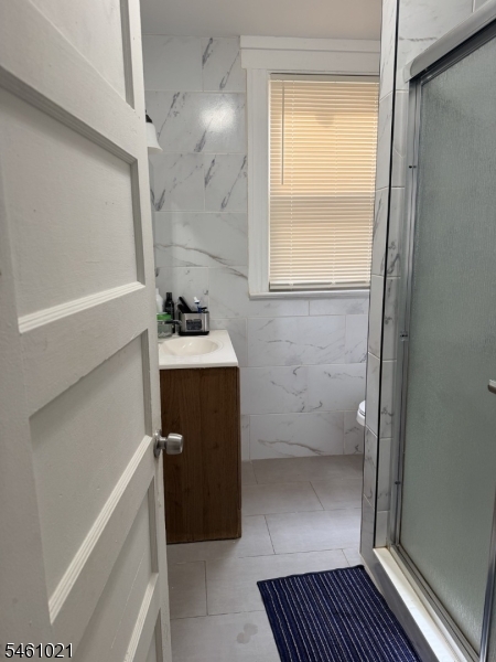 588 Monroe Avenue Elizabeth NJ 07201