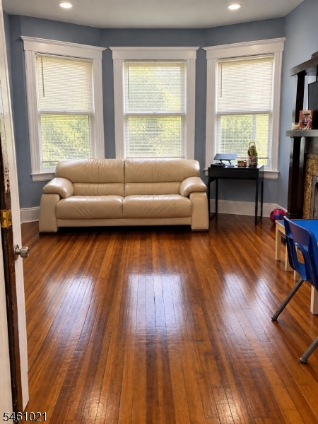 588 Monroe Avenue Elizabeth NJ 07201