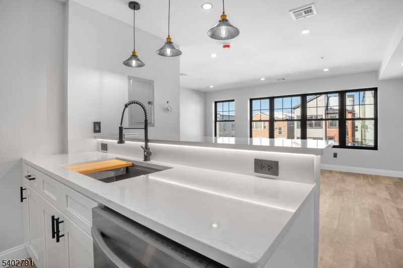 479 15TH Avenue Unit 2 Newark NJ 07103