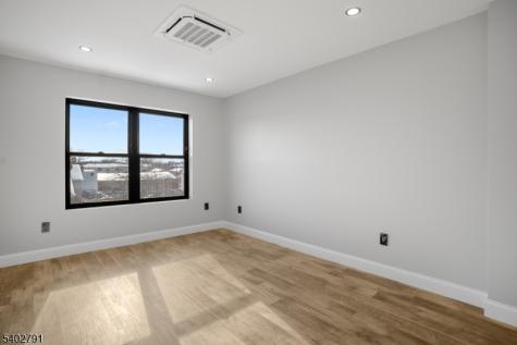 479 15TH Avenue Unit 2 Newark NJ 07103