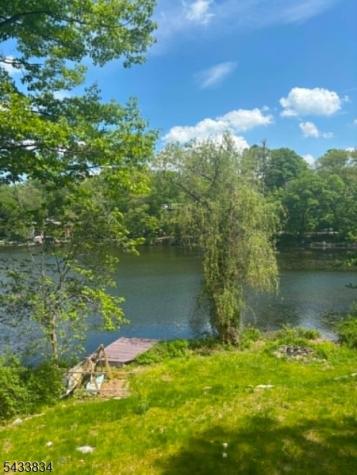 77 Goldfinch Lane West Milford NJ 07421