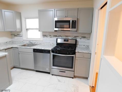 21 W 14th Street Bayonne NJ 07002
