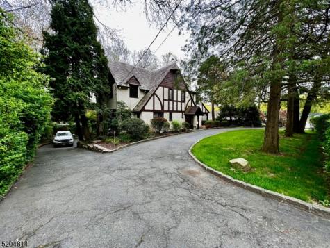 12 Hobart Gap Road Millburn NJ 07078