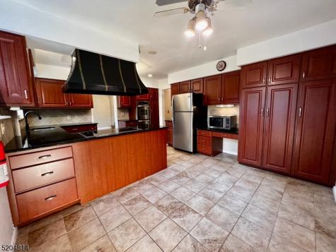 12 Hobart Gap Road Millburn NJ 07078