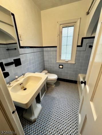 12 Hobart Gap Road Millburn NJ 07078