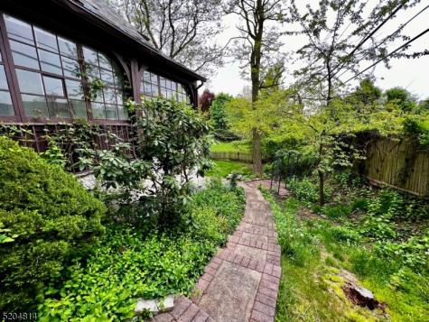 12 Hobart Gap Road Millburn NJ 07078