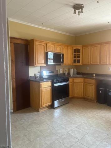 1946 Barnett Street Rahway NJ 07065