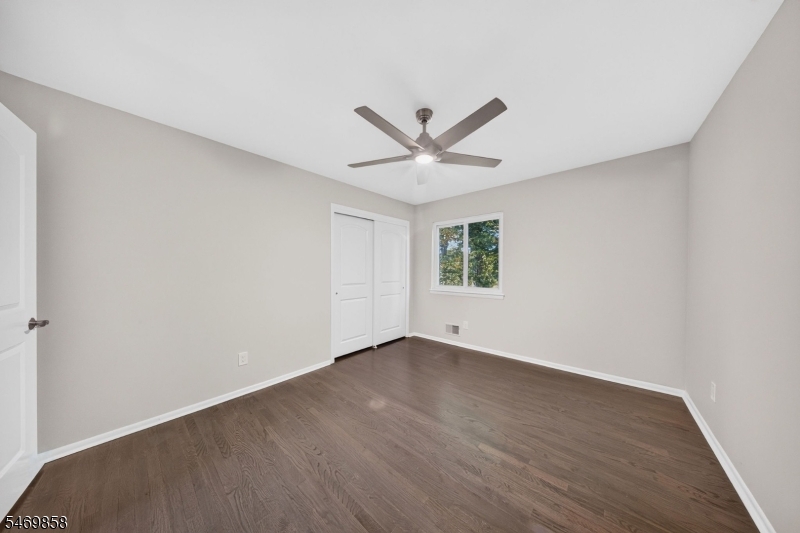 33 Highmount Avenue Warren NJ 07059