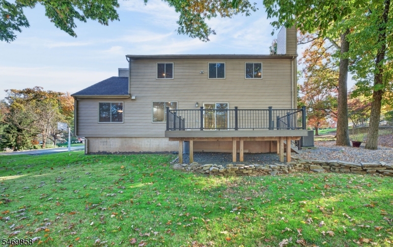 33 Highmount Avenue Warren NJ 07059