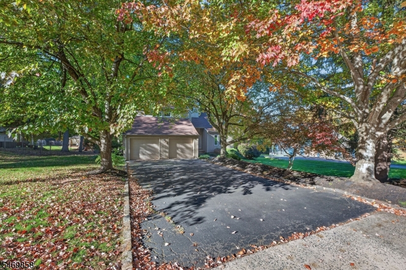 33 Highmount Avenue Warren NJ 07059