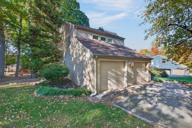 33 Highmount Avenue Warren NJ 07059