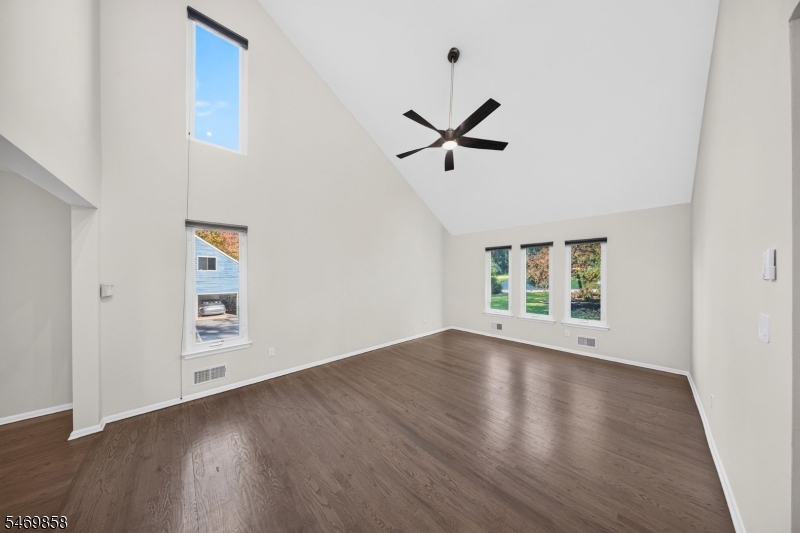 33 Highmount Avenue Warren NJ 07059