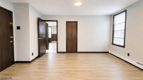 531 3RD Avenue Elizabeth NJ 07202