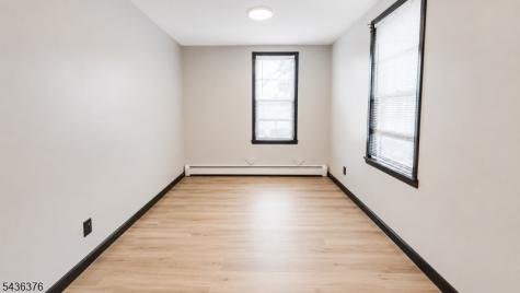 531 3RD Avenue Elizabeth NJ 07202