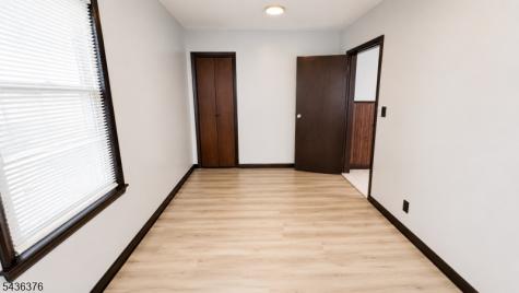 531 3RD Avenue Elizabeth NJ 07202