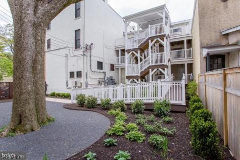 41 Bridge Street Lambertville NJ 08530