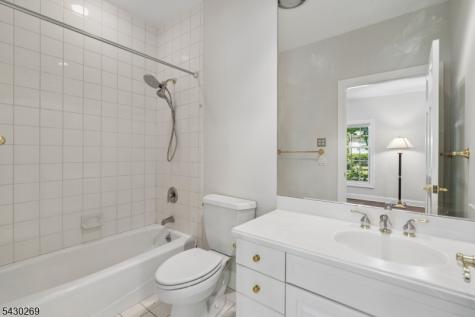 8 Morgan Court Morris NJ 07960
