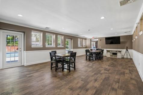 8 Morgan Court Morris NJ 07960