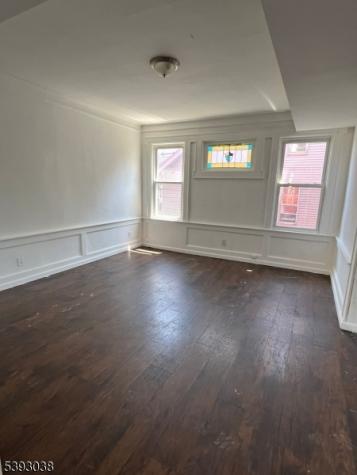 279 Renner Ave Apt 2 Newark NJ 07112