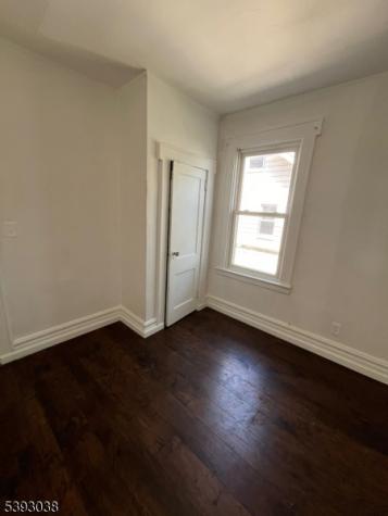279 Renner Ave Apt 2 Newark NJ 07112