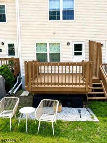606 Wedgewood Circle Raritan NJ 08822