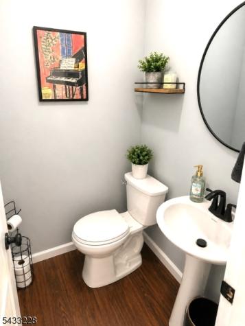606 Wedgewood Circle Raritan NJ 08822