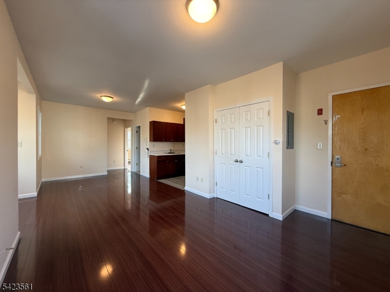 214 Hamilton Avenue Paterson NJ 07501