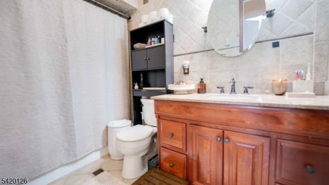 2 Crossway Union NJ 08809