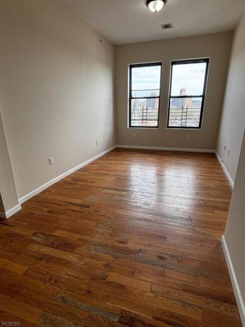 40 Broadway Paterson NJ 07505