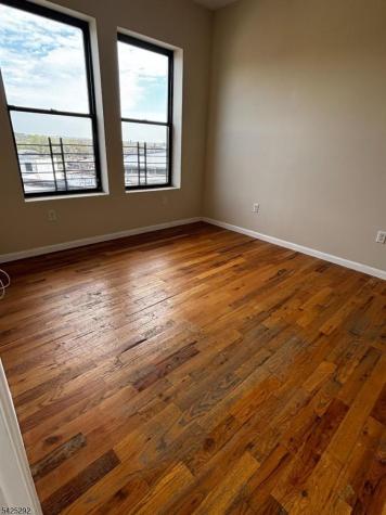 40 Broadway Paterson NJ 07505