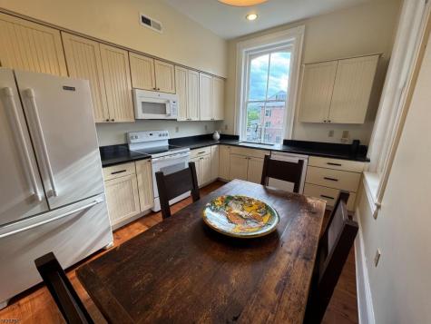 17 Bridge Street Frenchtown NJ 08825