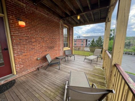 17 Bridge Street Frenchtown NJ 08825