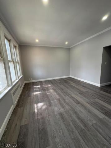 197 Hansbury Avenue Newark NJ 07112