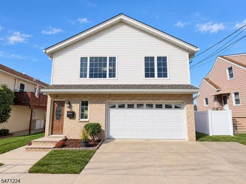 31 Leo Place Lodi NJ 07644