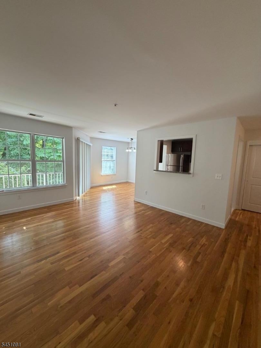 100 Liberty Village Drive Warren NJ 07059