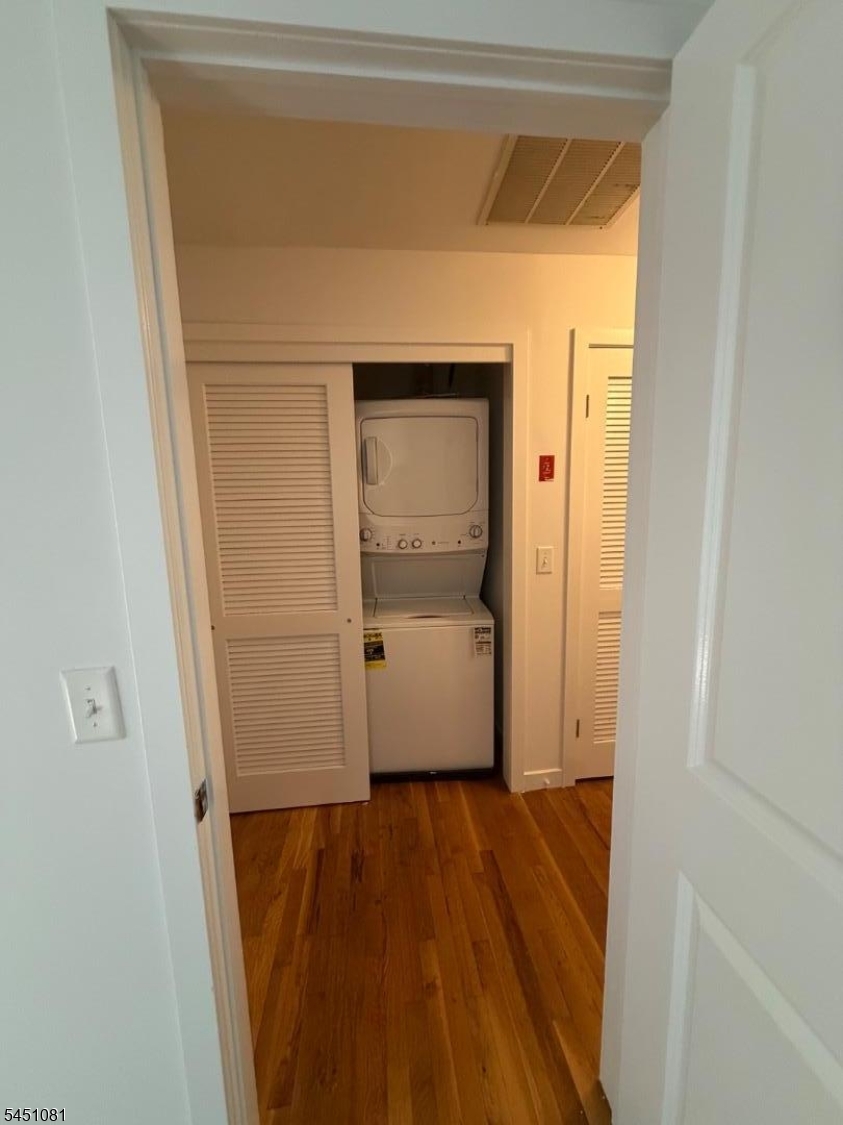 100 Liberty Village Drive Warren NJ 07059