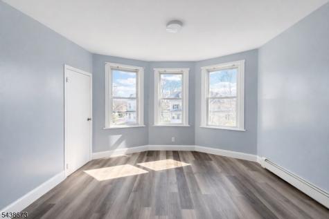 204 Demott Avenue Clifton NJ 07011