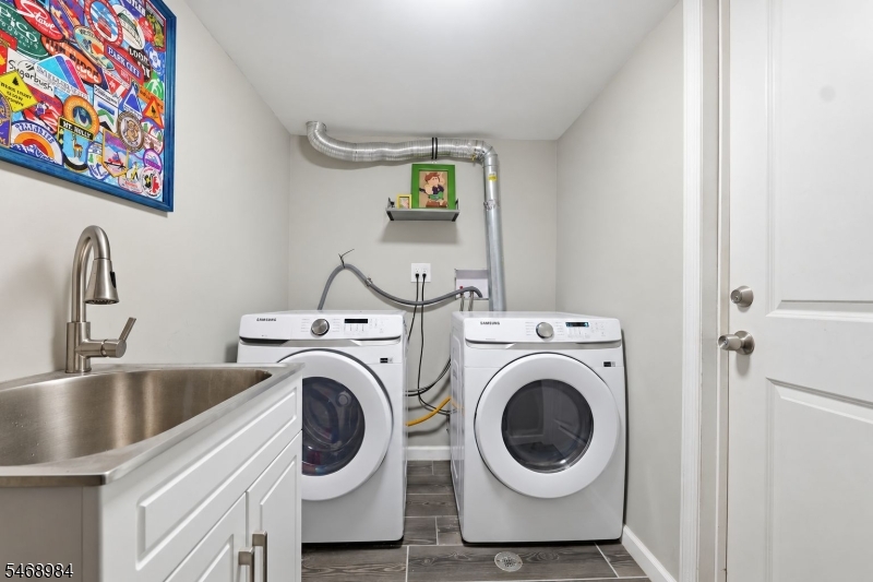 279 Ridgewood Avenue Newark NJ 07112