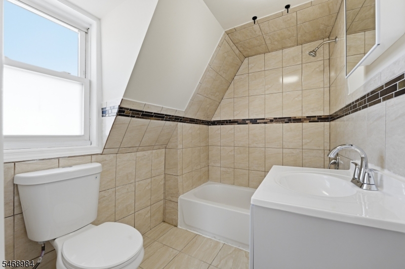 279 Ridgewood Avenue Newark NJ 07112