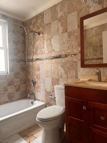 176 N 16th Street East Orange NJ 07017