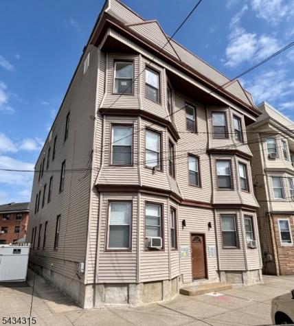 7 Franklin Avenue Harrison NJ 07029