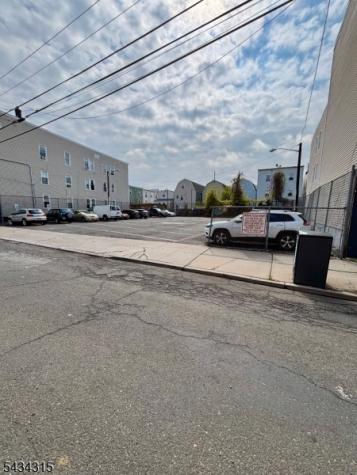 7 Franklin Avenue Harrison NJ 07029