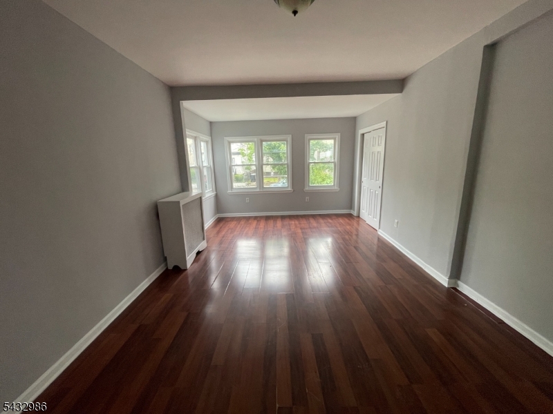 8 Treacy Avenue Newark NJ 07108