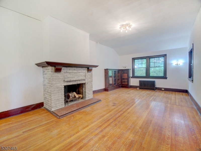 449 Grove Street Montclair NJ 07043